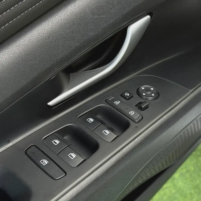 Hyundai Avante 2021 Clean Titile Korean Specs-4