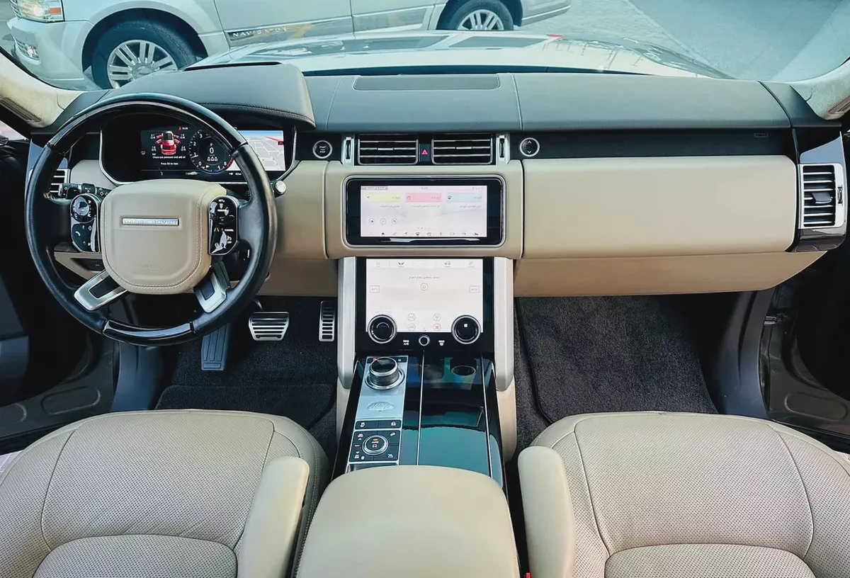 رنج روفر فوج خليجي صبغ وكاله Land Rover Range Rover P400 SE 2020 - GCC Specs-9-9