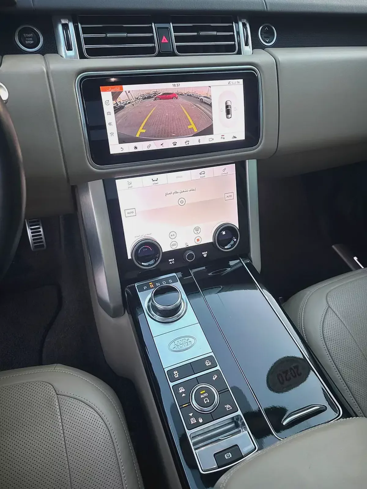 رنج روفر فوج خليجي صبغ وكاله Land Rover Range Rover P400 SE 2020 - GCC Specs-14-14