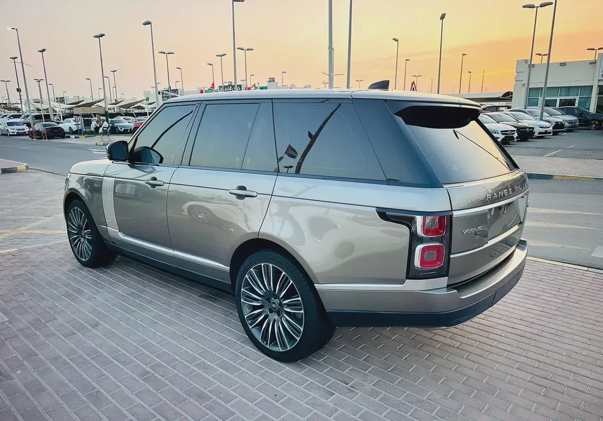 رنج روفر فوج خليجي صبغ وكاله Land Rover Range Rover P400 SE 2020 - GCC Specs-3-3