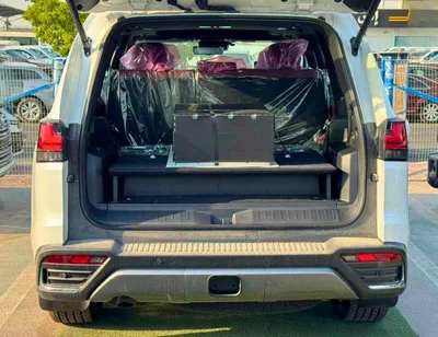 Lexus LX700h SIGNATURE || AUTOPARK | 3.5L HEV V6 | 360*CAMERA | SUNRROF | LETAHER WITH PWR SEATS (CODE # LX7S1)-5
