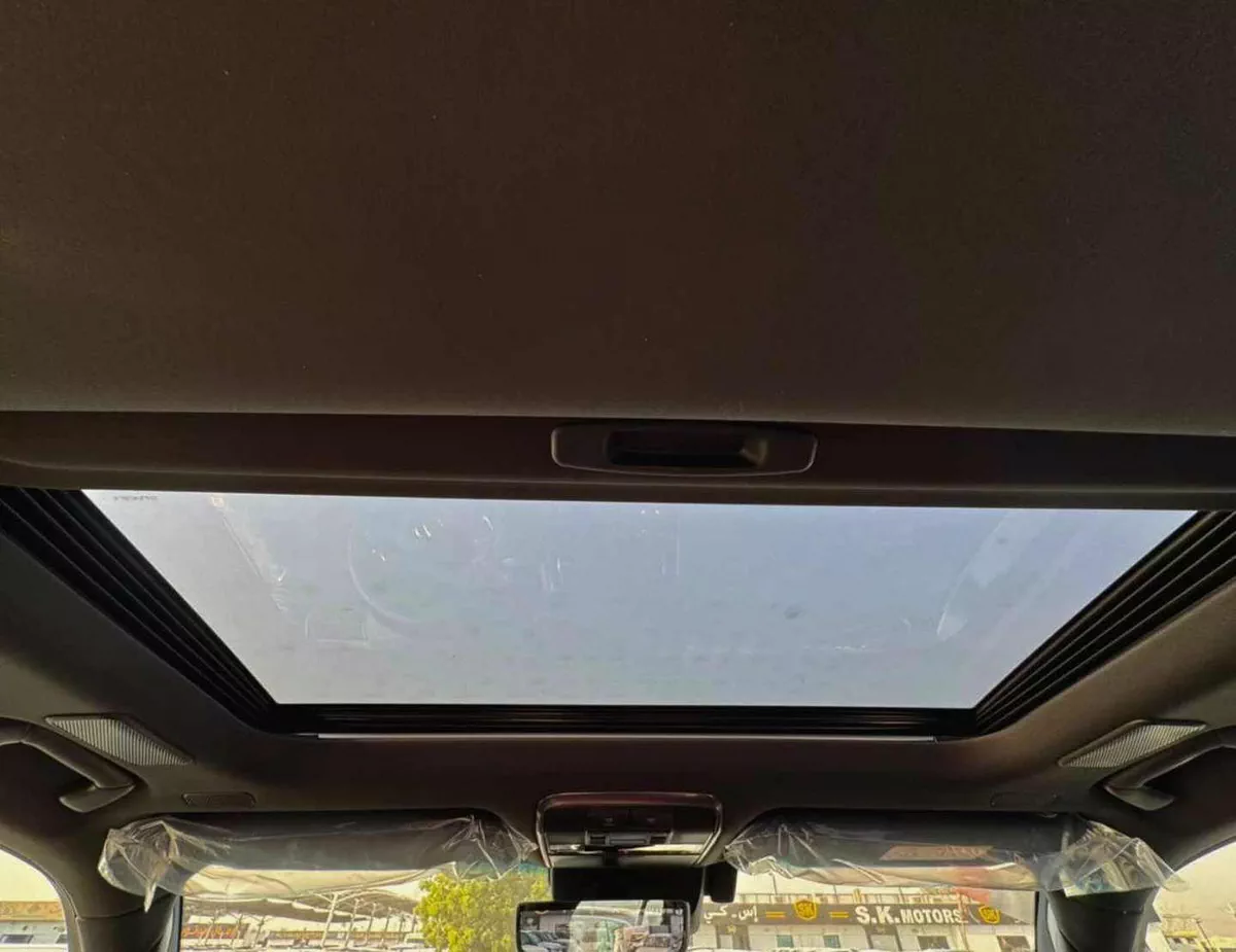 Lexus LX700h SIGNATURE || AUTOPARK | 3.5L HEV V6 | 360*CAMERA | SUNRROF | LETAHER WITH PWR SEATS (CODE # LX7S1)-22-0