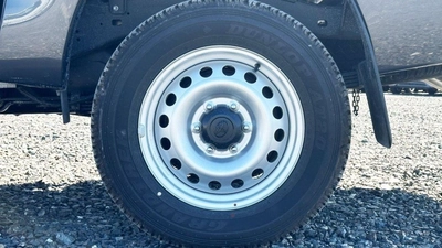 Toyota Hilux SGLX Toyota hilux 2.4L 2024 basic option V4-9