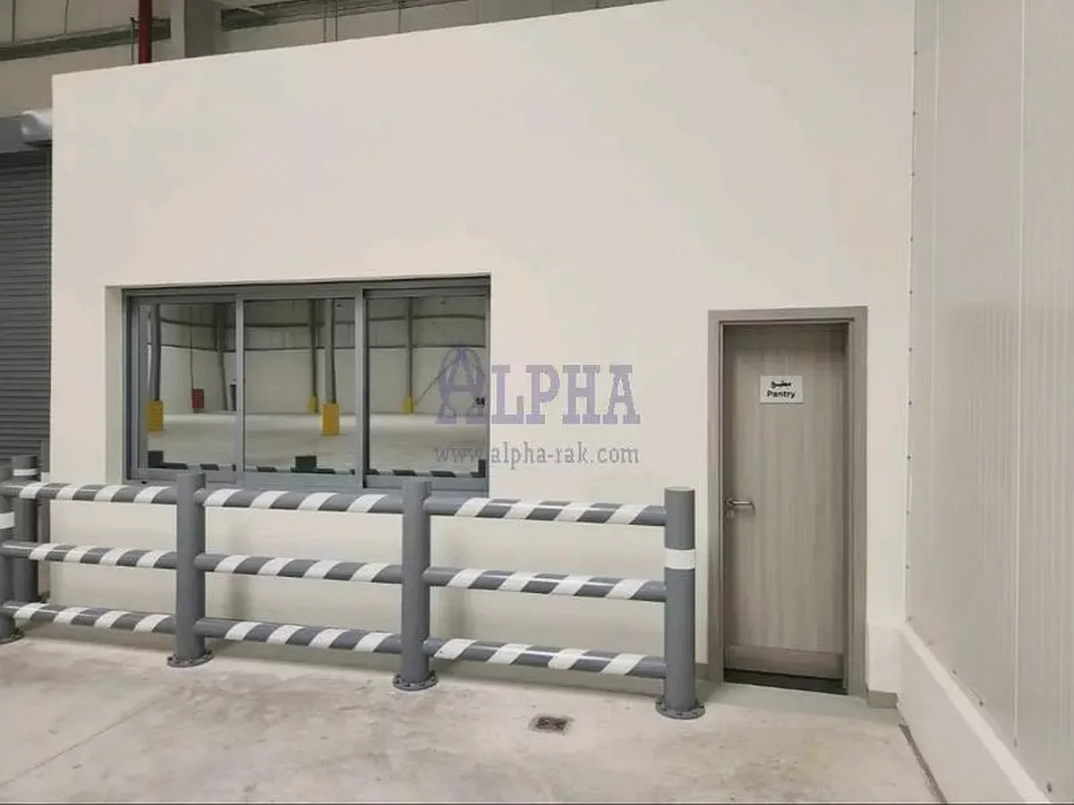 Warehouses | 500 sqm | 150 Kw| Al Hamra freezone-2-2