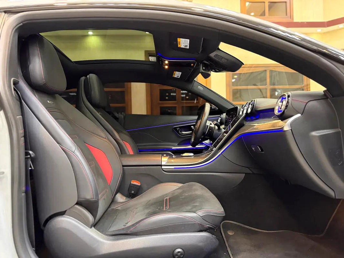 CLE 53 AMG / 8,000 Km / 5 YEARS WARRANTY / SPECIAL ORDER/ FULL OPTION-7-7