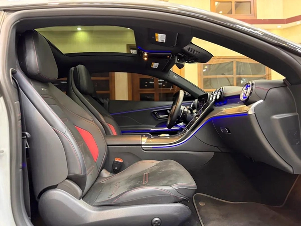 CLE 53 AMG / 8,000 Km / 5 YEARS WARRANTY / SPECIAL ORDER/ FULL OPTION
