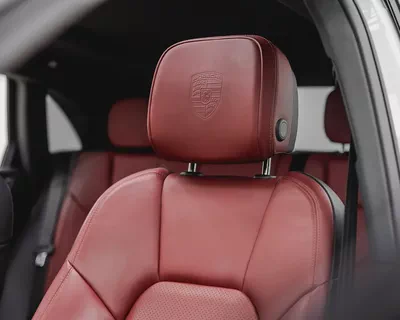 PORSCHE MACAN - 2024 - GCC - FSH - WARRANTY TILL JULY 2027 - EXCELLENT CONDITION-14