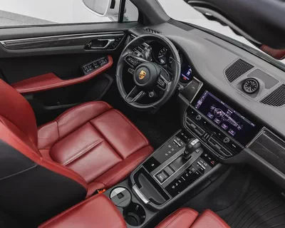 PORSCHE MACAN - 2024 - GCC - FSH - WARRANTY TILL JULY 2027 - EXCELLENT CONDITION-8