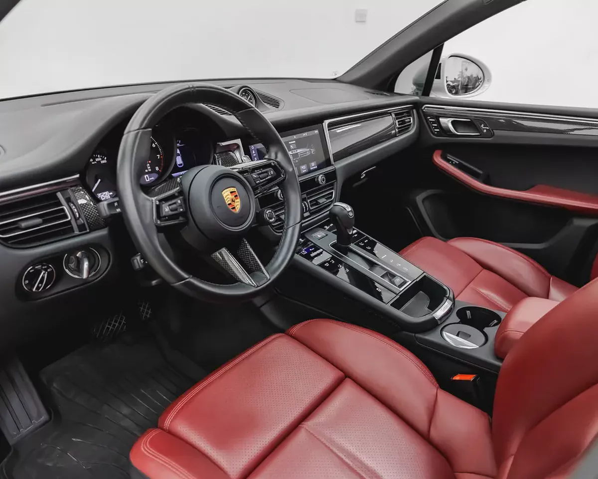 PORSCHE MACAN - 2024 - GCC - FSH - WARRANTY TILL JULY 2027 - EXCELLENT CONDITION-7-7