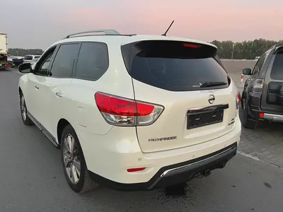NISSAN PATHFINDER-4