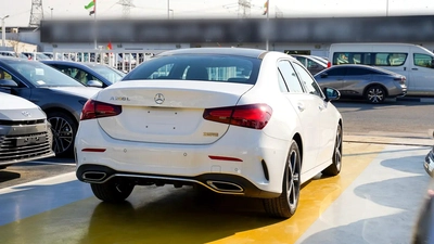 MERCEDES -BEN A 200L 1.5L V4 FULL OPTION MODEL 2025 CHINESE SPECS-6