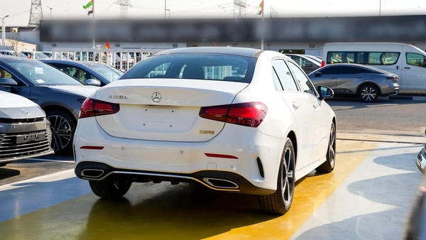 MERCEDES -BEN A 200L 1.5L V4 FULL OPTION MODEL 2025 CHINESE SPECS