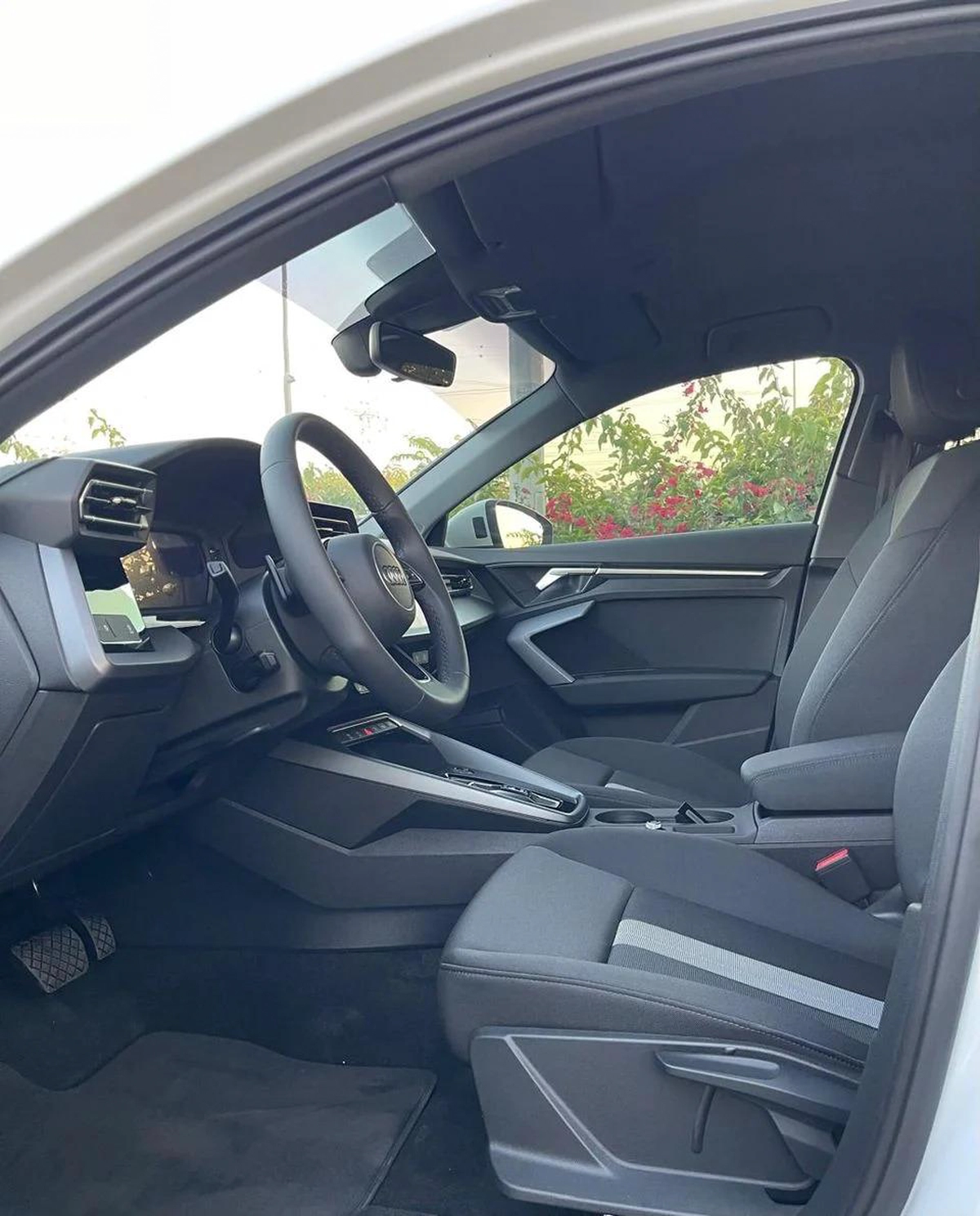 Audi A3 35 TFSI 1.4L 35 TFSI Under Warranty & Services 2025 GCC - AED 124,000-5-5