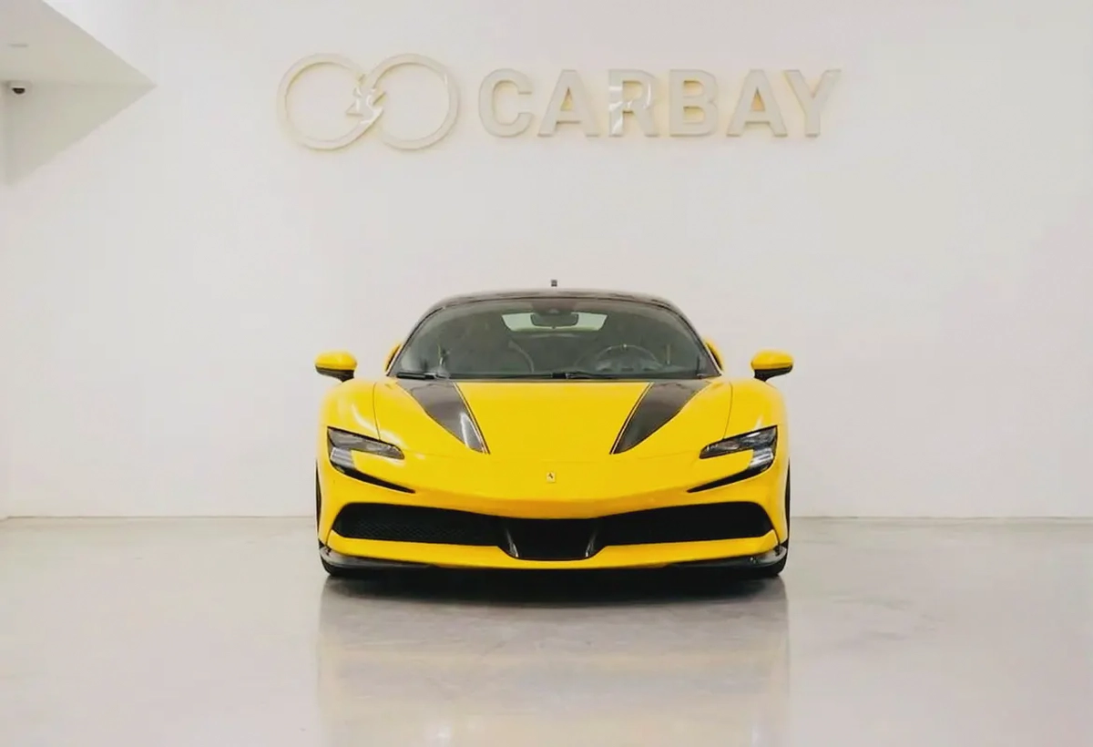 AED 17233 PM | FERRARI SF90 STRADALE 2021 | UNDER AGENCY SERVICE CONTRACT APRIL 2028 | GCC-1-1