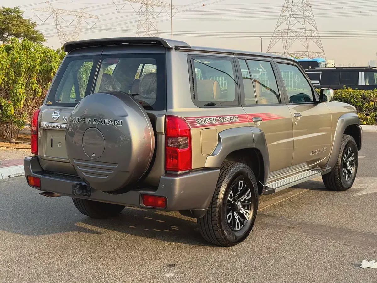 2023 Nissan Patrol Super Safari GCC Specs-17-17