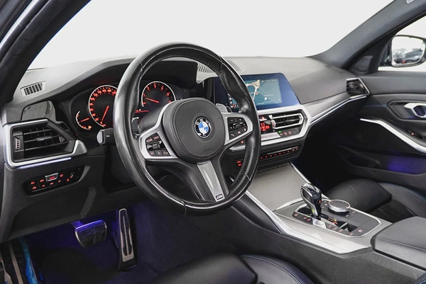 2,187 AED / 60 months | 0% DP | 2019 BMW 330i / Full Service History