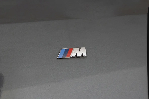 2,187 AED / 60 months | 0% DP | 2019 BMW 330i / Full Service History