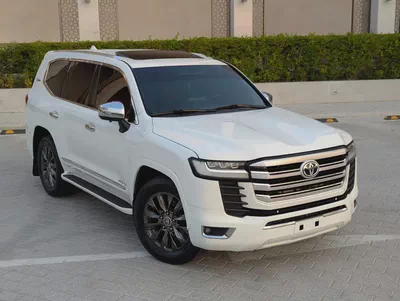 Toyota Land Cruiser VXR 2011 GCC Specs-0