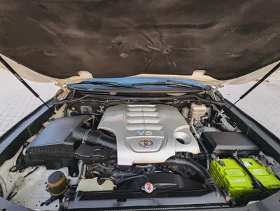 Toyota Land Cruiser VXR 2011 GCC Specs-13