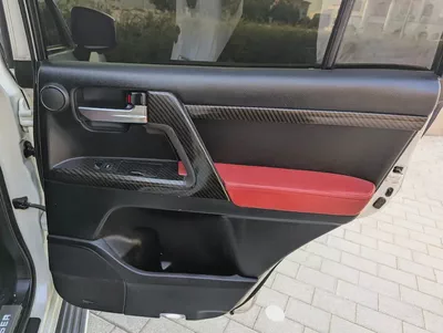Toyota Land Cruiser VXR 2011 GCC Specs-17
