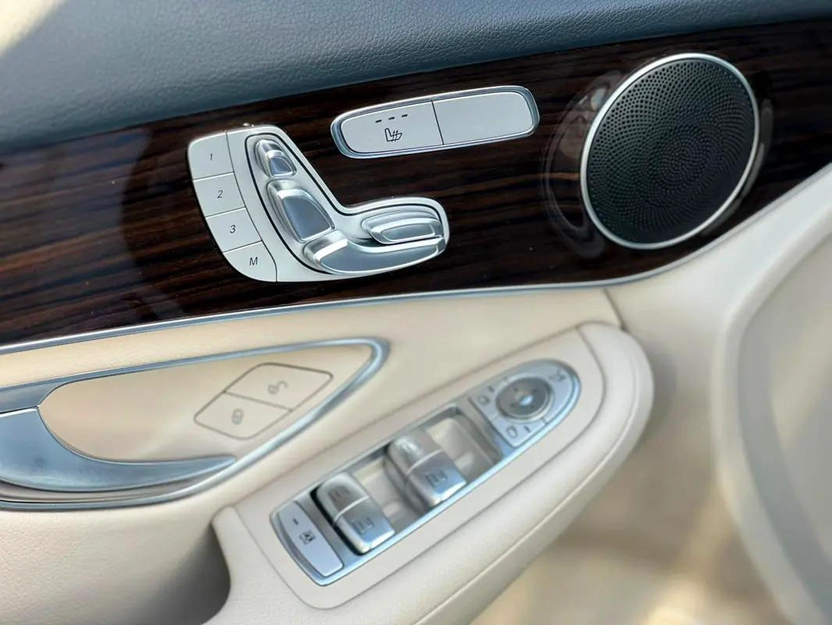 Mercedes-Benz GLC Coupe GLC 300, 2022 - GCC/Other Specs-13-13