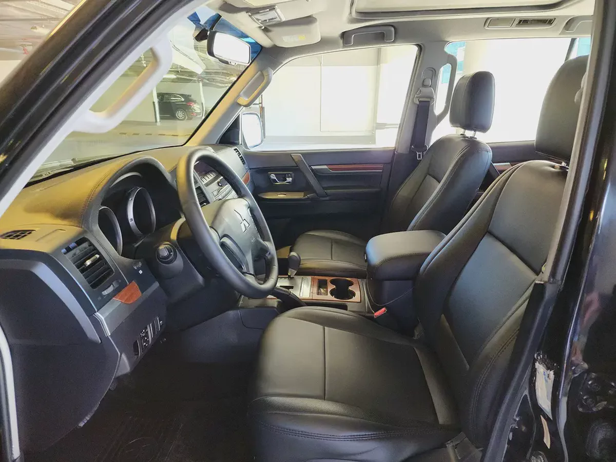 Mitsubishi Pajero GLS 7 Seater 2008 Model | GCC Specs-8-8