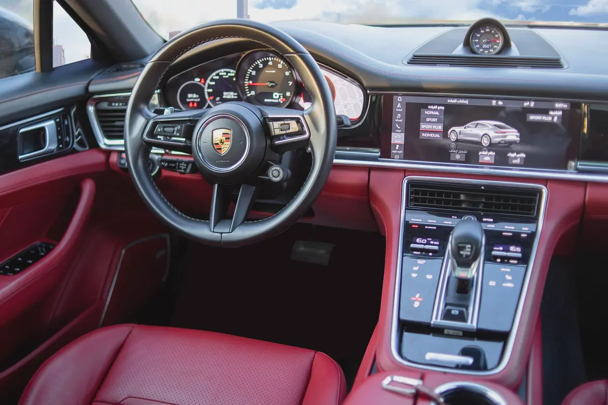 4,200 P.M | 0% DownPayment | Porsche Service | SummerOffer Extra Options-16-16