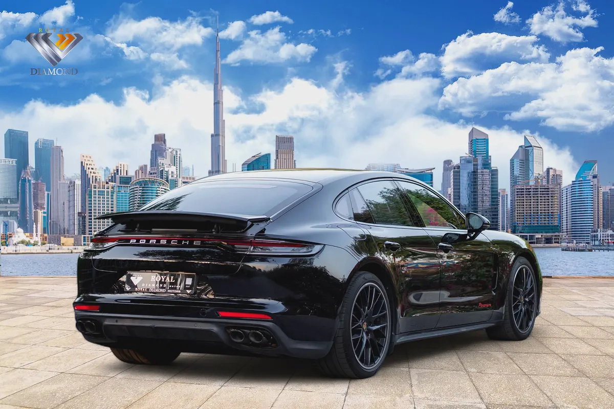 4,200 P.M | 0% DownPayment | Porsche Service | SummerOffer Extra Options-2-2