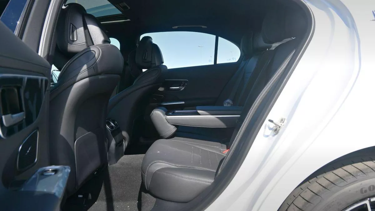 Mercedes-Benz C200L ABD-6-6
