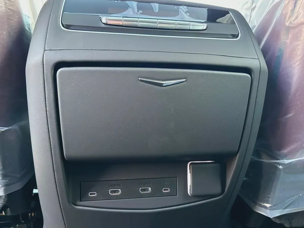 CADILLAC ESCALADE V8 6.2L MODEL 2026 GCC SPECS-19-19