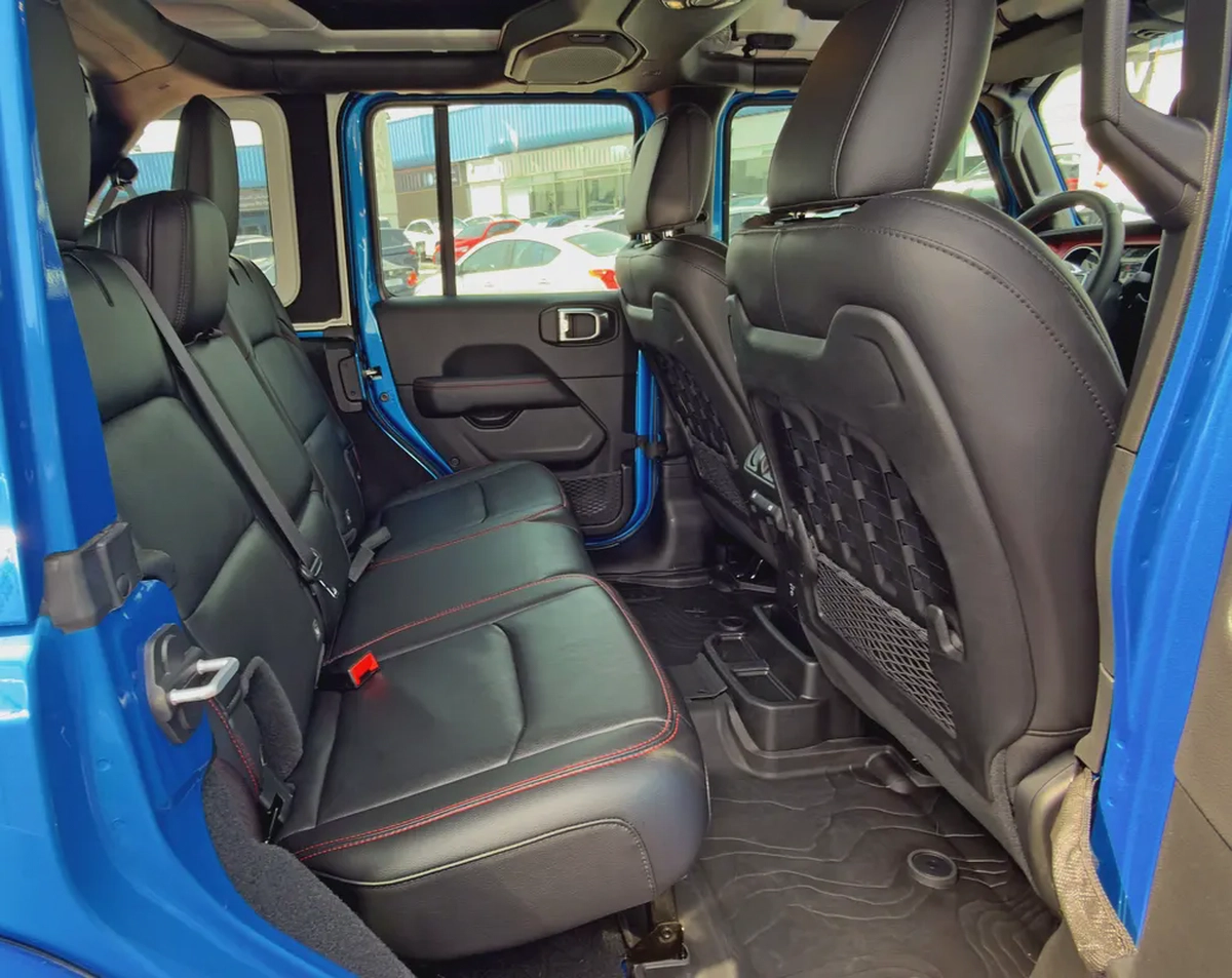 2023 Jeep Wrangler Rubicon V6, Dealer Warranty and Service Package, GCC Specifications-11-11