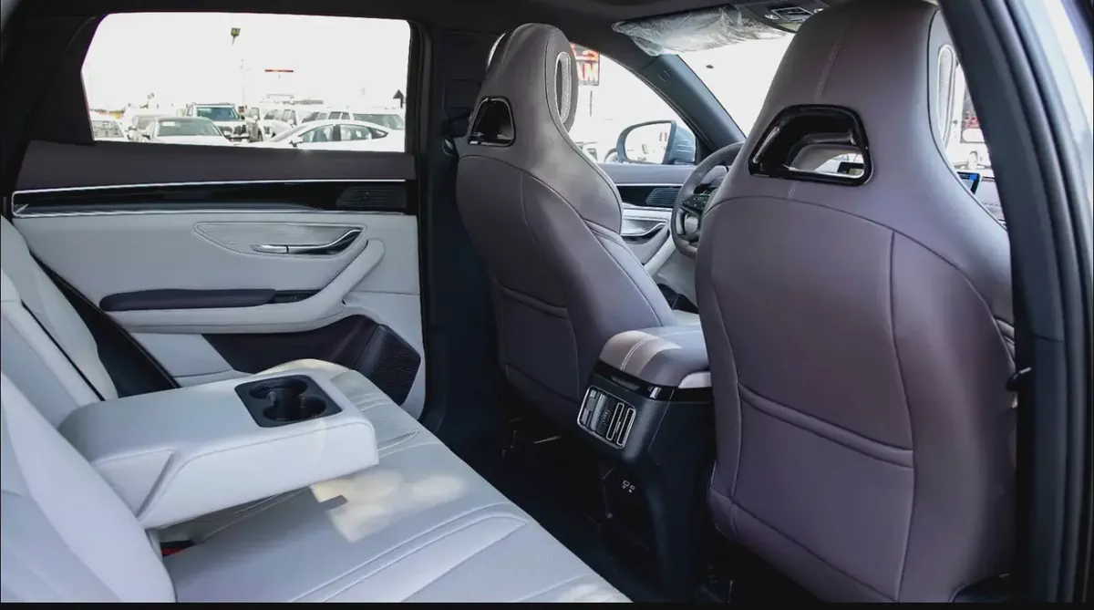 BYD Song Plus Premium- Chinese —2025- FULL OPTIONS-LOW MILAGE-FREE ACCIDENT-ORIGINAL PAINT-13-13