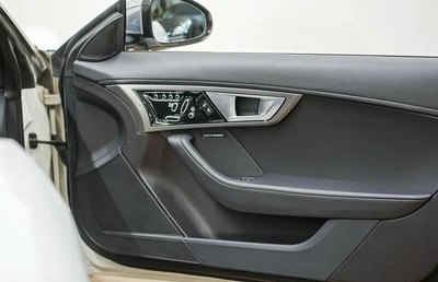 AED 1841 PM | JAGUAR F TYPE S CONVERTIBLE 2015 | PRISTINE CONDITION | 1 YEAR WARRANTY | GCC-17