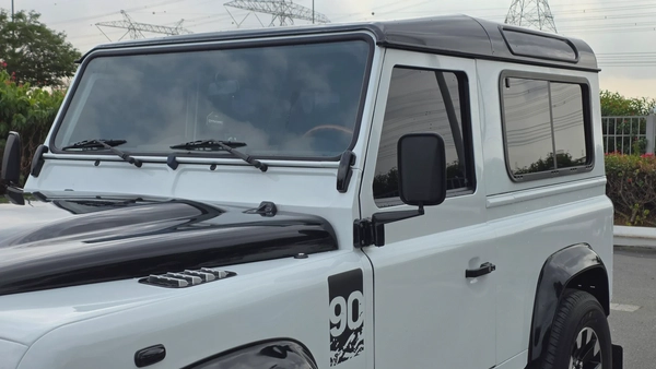 Defender 90 (Diesel Manual)