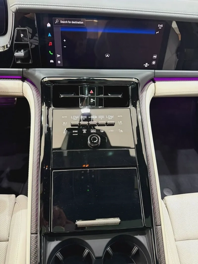 2026 - Porsche Panamera Turbo S E-Hybrid - Performance Luxury Sedan-14
