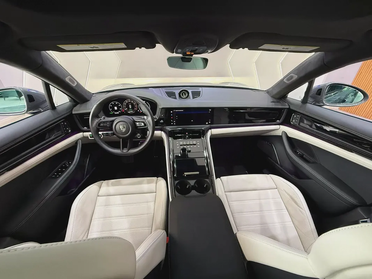 2026 - Porsche Panamera Turbo S E-Hybrid - Performance Luxury Sedan-12-12