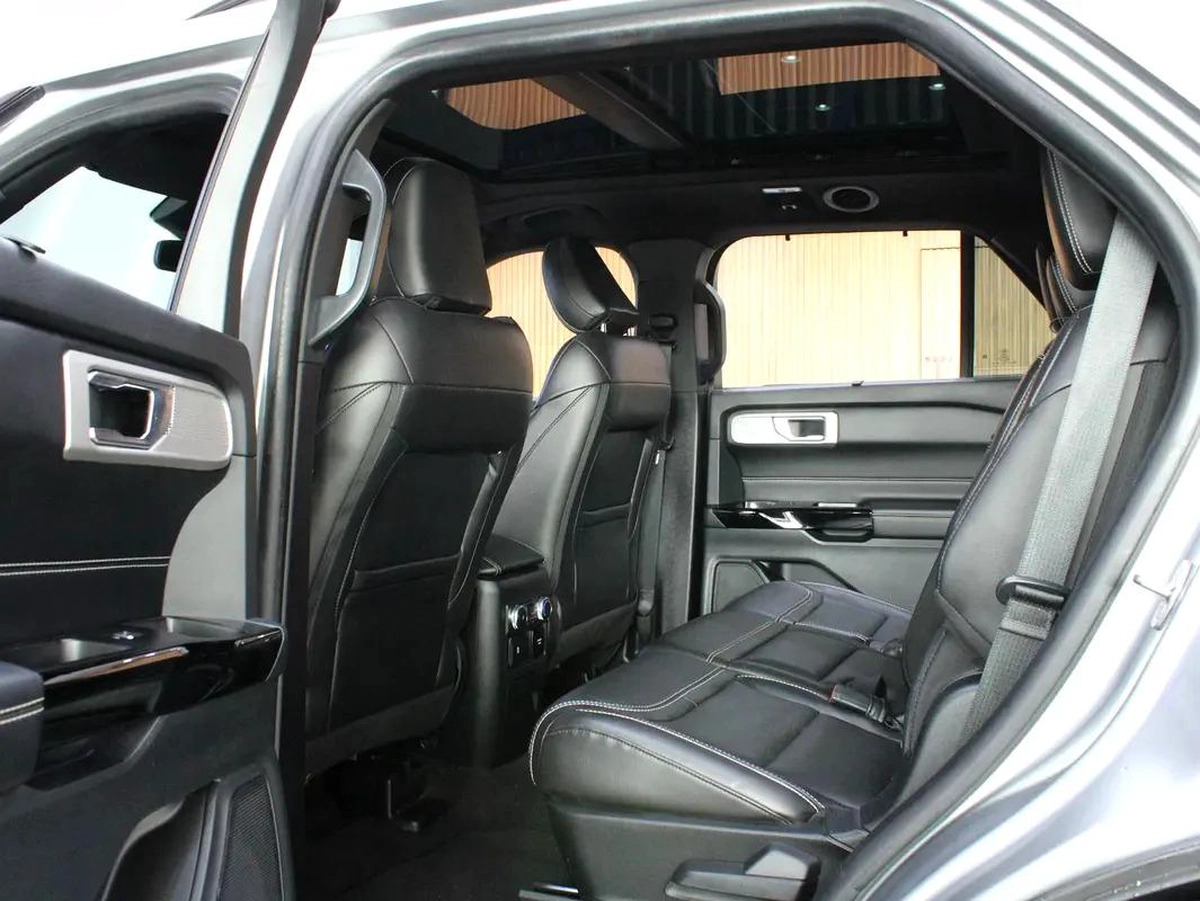 2022 - Ford Explorer ST - V6-12-12