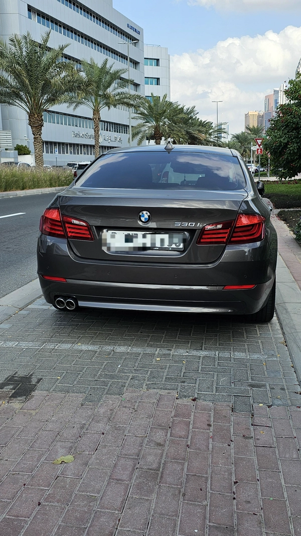 BMW 530i GCC (2013)