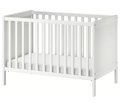 BABY CRIB WITH MATTERS-0