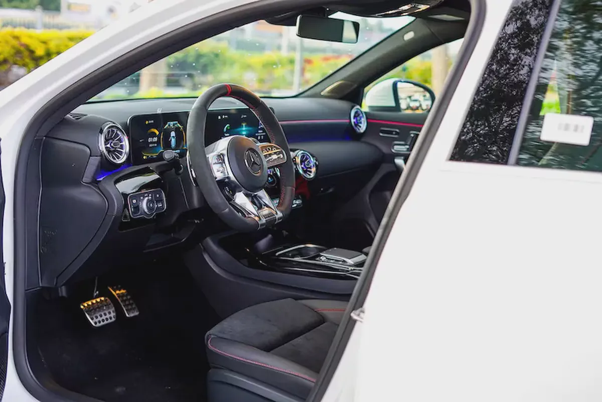 2022 Mercedes-Benz AMG GT 53 4MATIC+ - European Specs-11-11