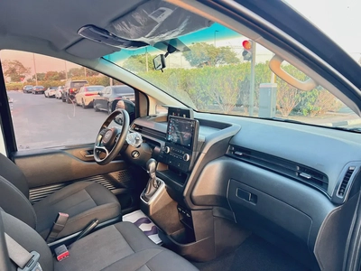Hyundai Staria Comfort 2024 GCC Specs - Brand New-18