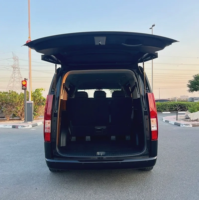 Hyundai Staria Comfort 2024 GCC Specs - Brand New-8