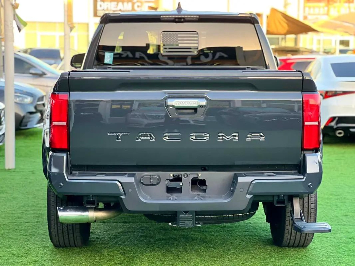 Toyota Tacoma 2024 American Specs limited-11-11