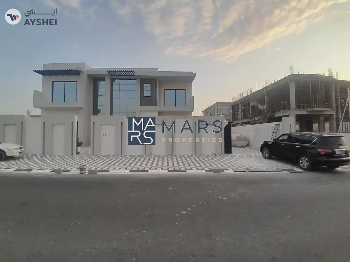 Villa for sale with a modern design directly from the owner without an intermediary