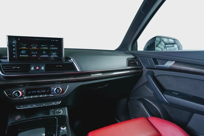 2023-AUDI SQ5 QUATTRO SPORT PACKAGE-WARRANTY AVAILABLE-FULL SERVICE HISTORY-GCC-10