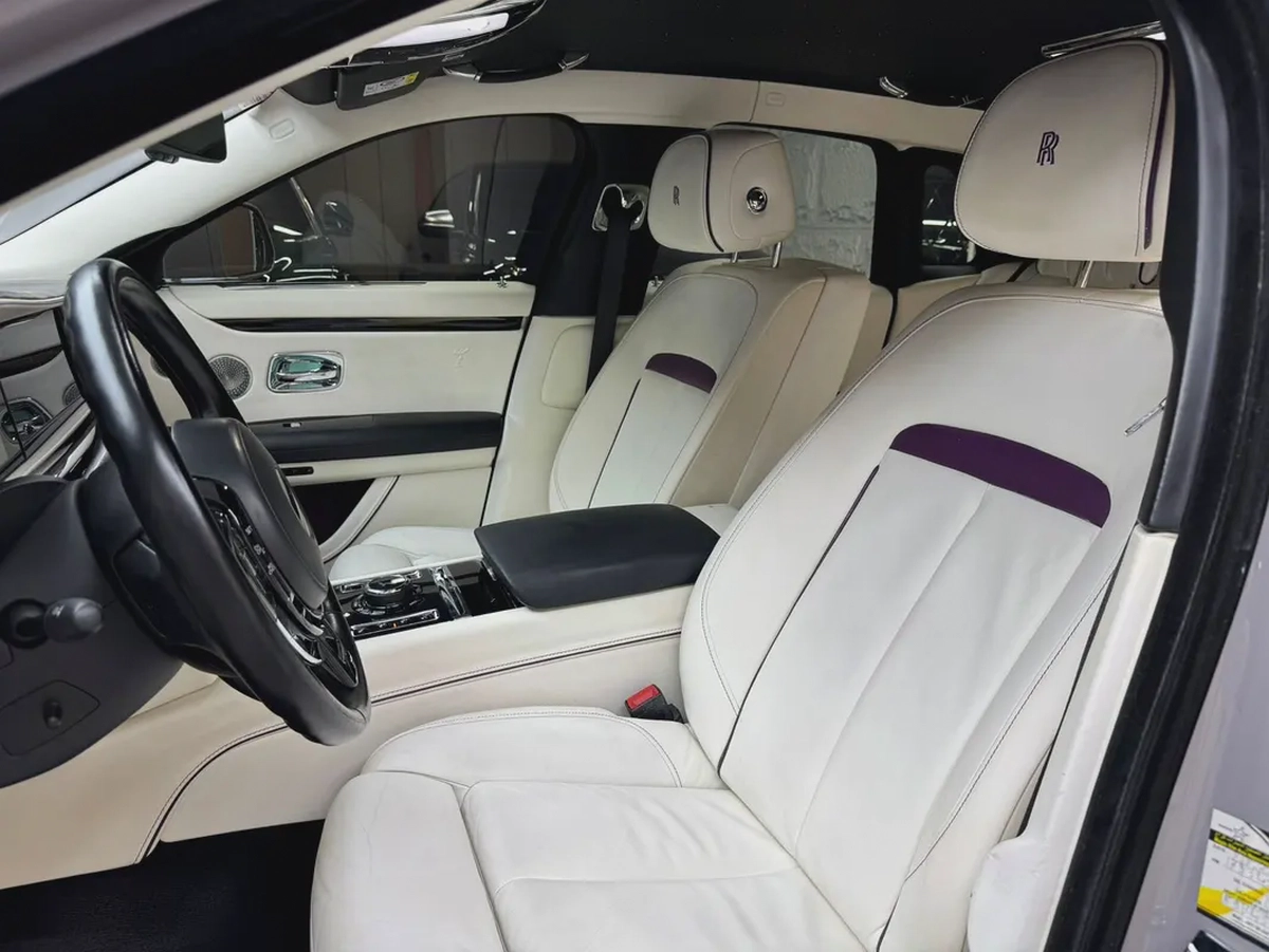 Rolls-Royce Ghost Standard 2022 - European Specs-10-10