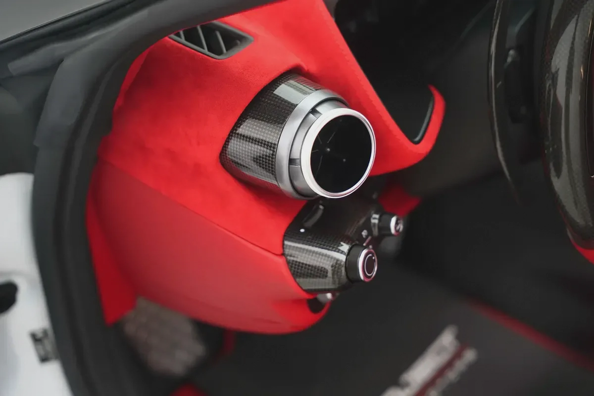 2024 FERRARI 812 GTS COMPETIZIONE APERTA WITH 7 YEARS SERVICE CONTRACT-5-5