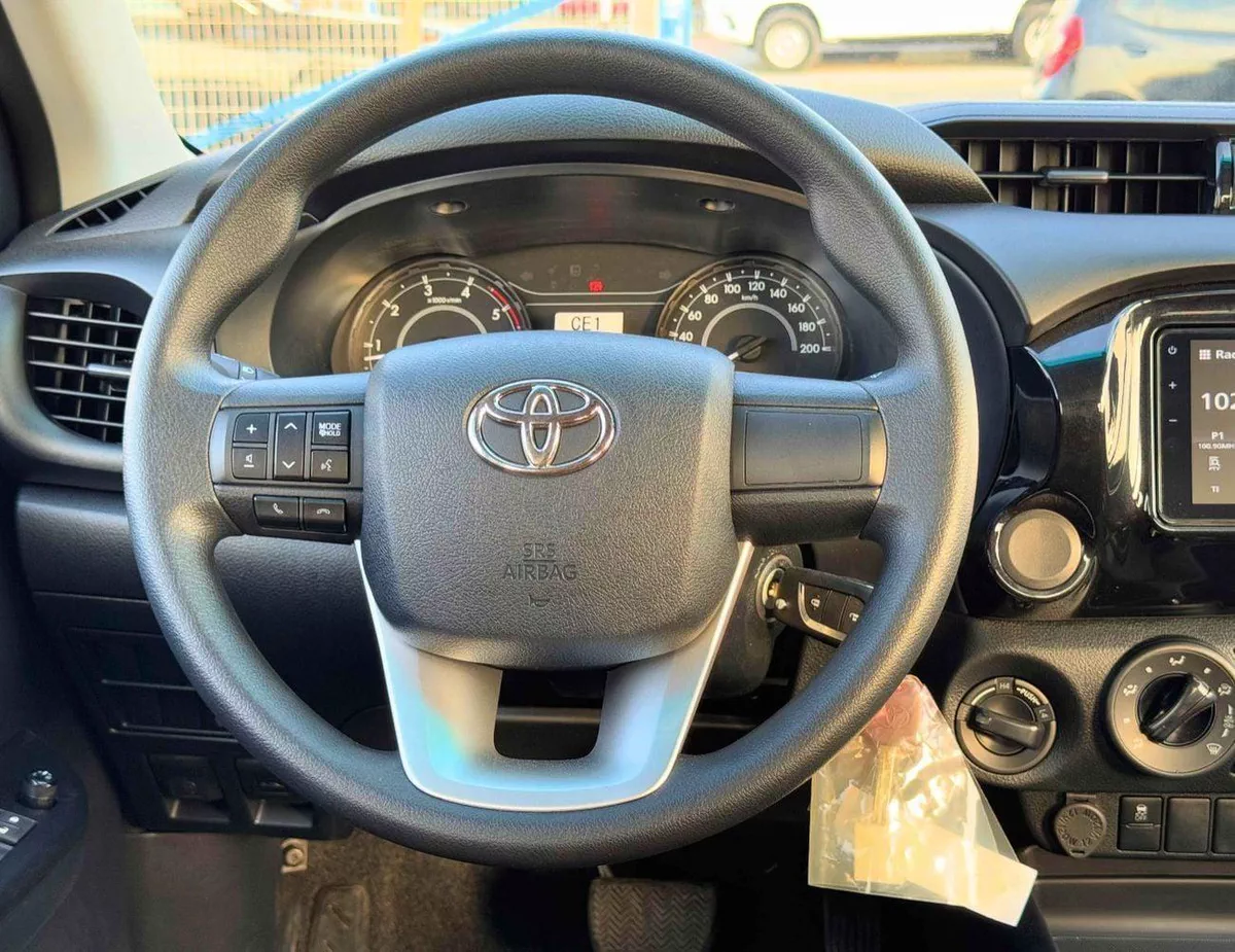 Toyota Hilux SGLX BASIC DOUBLE CABIN / 2.4L DIESEL A/T / CHROME HANDLE & REAL CHROME BUMPER (CODE # HD)-12-0
