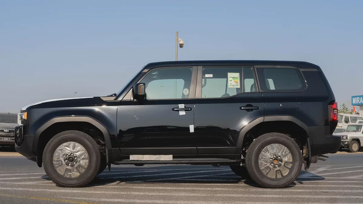 Toyota Prado TXL 1 2.4L petrol AT 2026-3-3