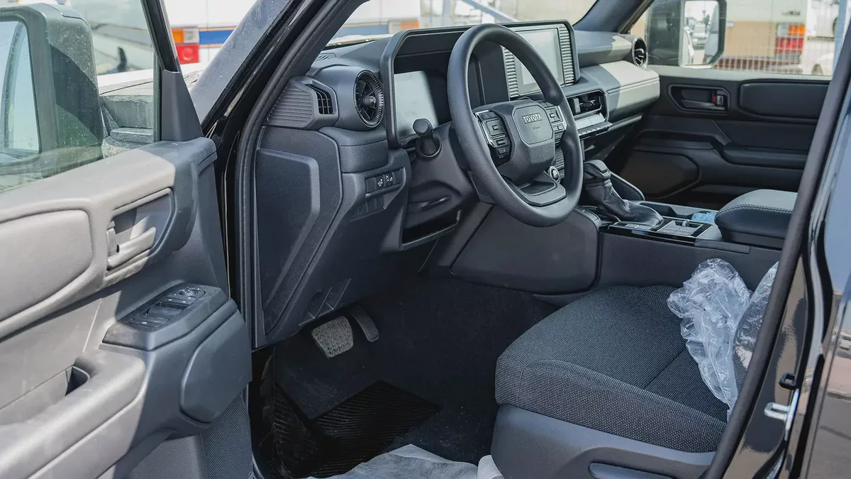 Toyota Prado TXL 1 2.4L petrol AT 2026-5-5